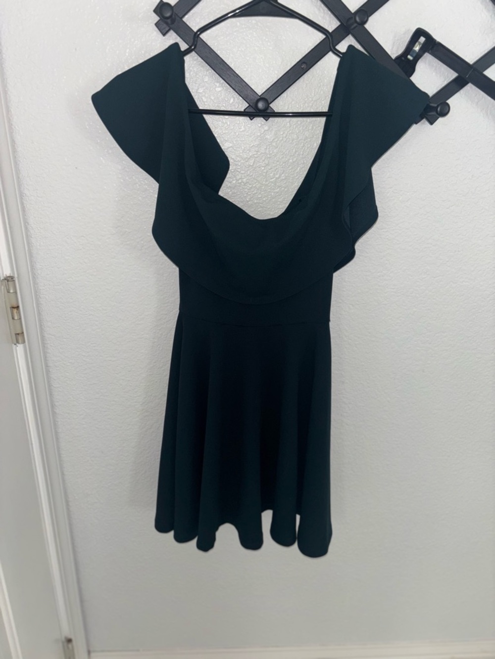 Windsor Off Shoulder Fit Flare Mini Dress Dark Green Size Small - Picture 2 of 3